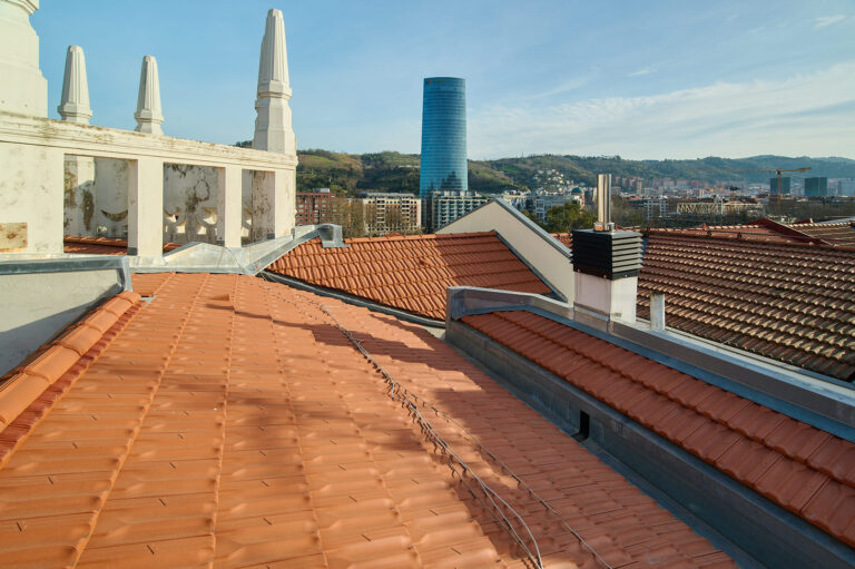 Rehabilitación integral de cubierta en Bilbao, Gran Vía 74